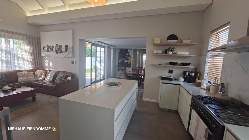 4 Bedroom Property for Sale in Sitari Country Estate Western Cape